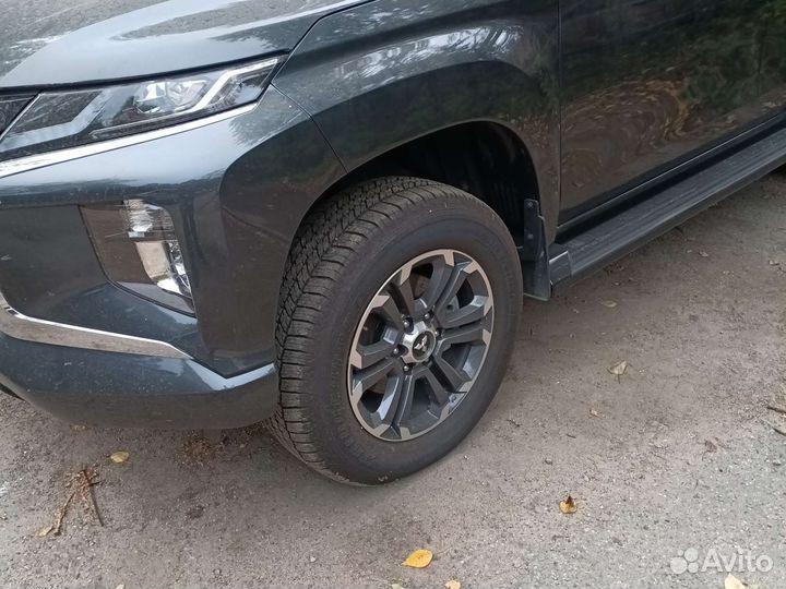 Bridgestone Dueler H/T 265/60 R18
