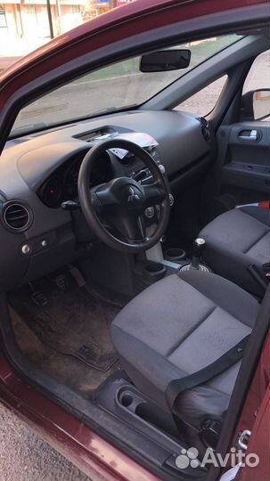 Mitsubishi Colt 1.3 МТ, 2005, 276 408 км