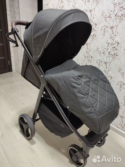 Прогулочная коляска carrello bravo grow crl-8512