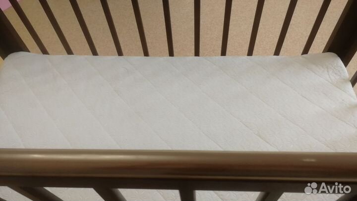 Матрас детский 120 60 + наматрасник