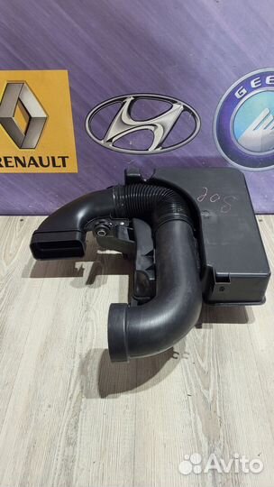 Резонатор воздушного фильтра Hyundai solaris