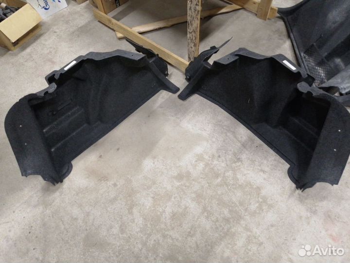 Обшивка багажника Volkswagen Jetta