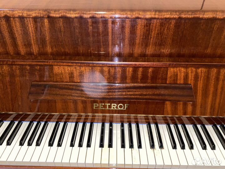 Пианино Petrof, б/у