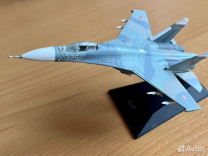 Модели легендарных самолетов набор