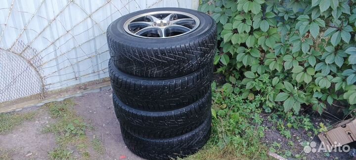 Hankook Winter I'Pike 185/65 R15 92T