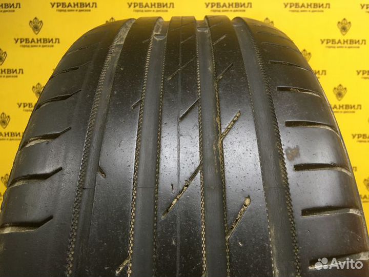 Nokian Tyres Hakka Black 215/55 R17 98W