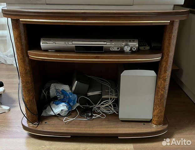 Тумба под телевизор