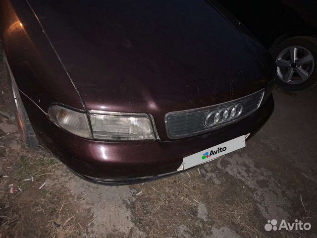 Audi A4 1.8 AT, 1995, 300 000 км