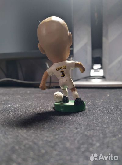 Фигурки футболистов