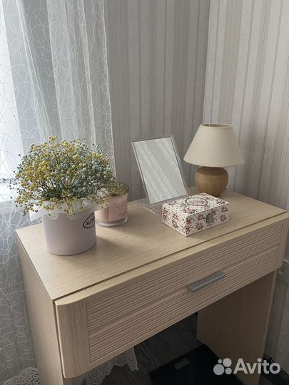 Туалетный столик