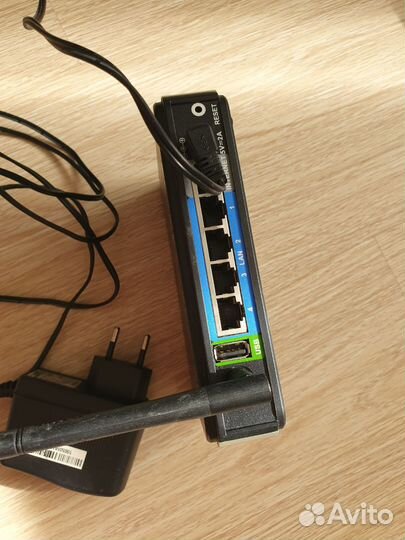 Wifi роутер D-link DIR-320