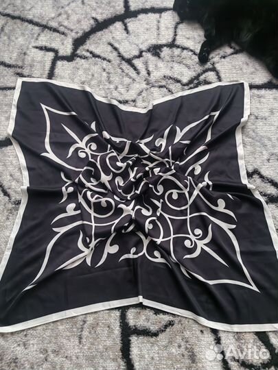 Шелковый платок