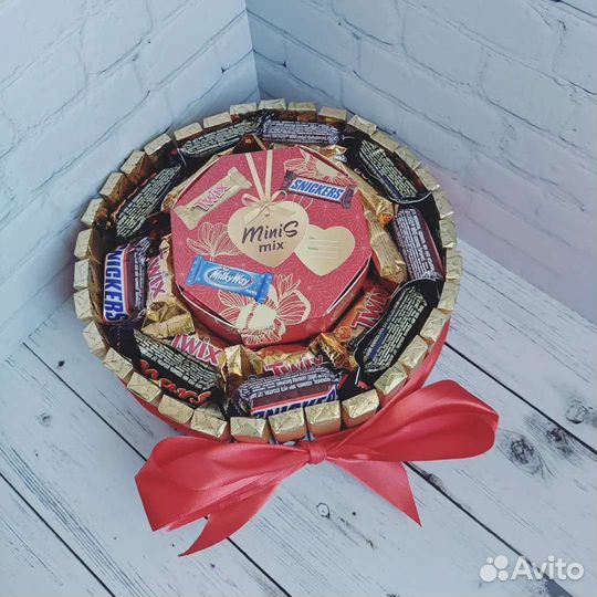 Красивый подарок сладкий на день рождения