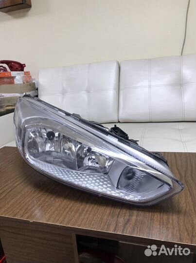 Фара правая Ford Focus 3 рестайлинг 14-19г