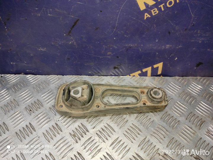 Опора двигателя задняя Renault Duster LE adventure