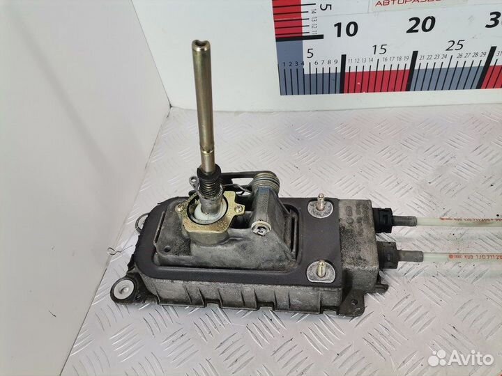 Кулиса кпп для Volkswagen Bora 1J0711061C