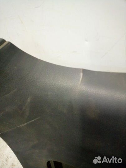 Обшивка крышки багажника задняя Toyota Land