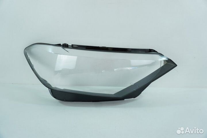Стекло фары правое Volkswagen Polo 6 2020