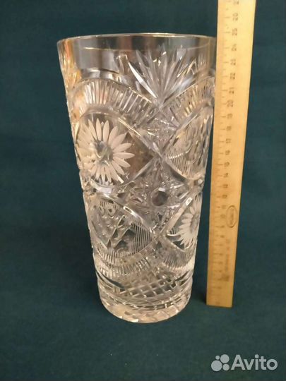 Хрустальная ваза