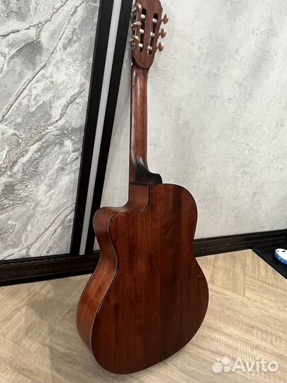 Гитара классическая