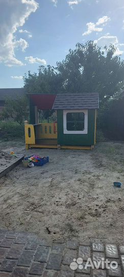 Детский домик уличный