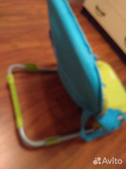 Шезлонг для новорожденных