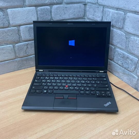 Ноутбук Lenovo X230i i3-2370M/6GB/SSD120GB
