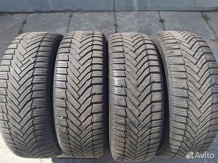 Michelin Alpin 6 215/55 R17