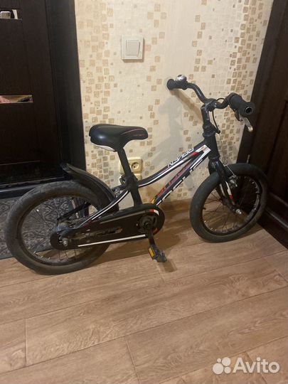 Велосипед focus raven rookie 16R