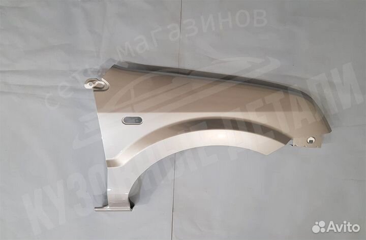 Крыло переднее Ford Fusion в цвет