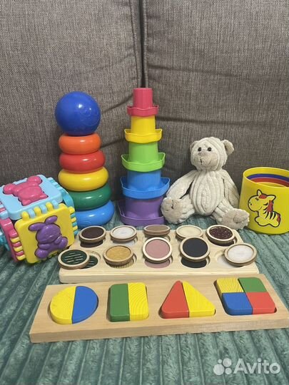Развивающие игрушки пакетом