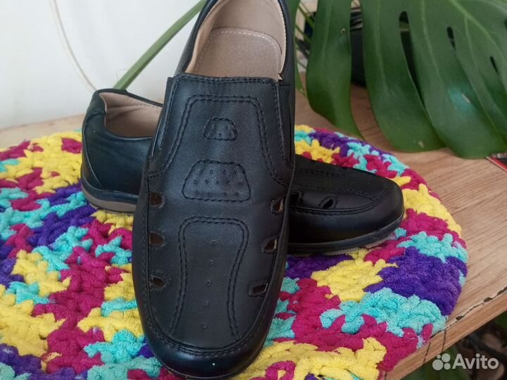 Туфли для мальчика 33 размер новые