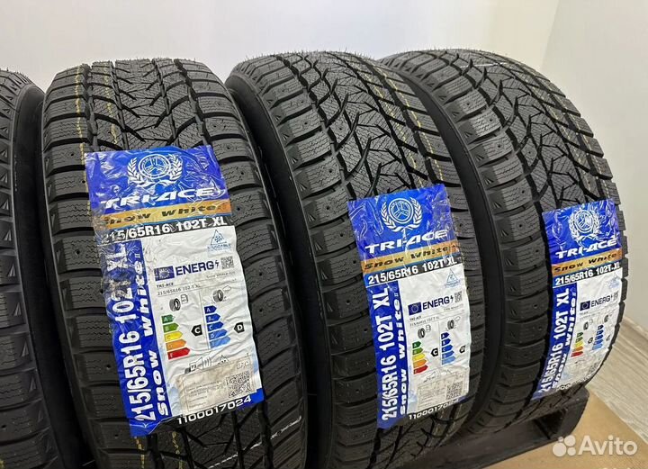 Tri Ace Snow White II 215/65 R16 35T