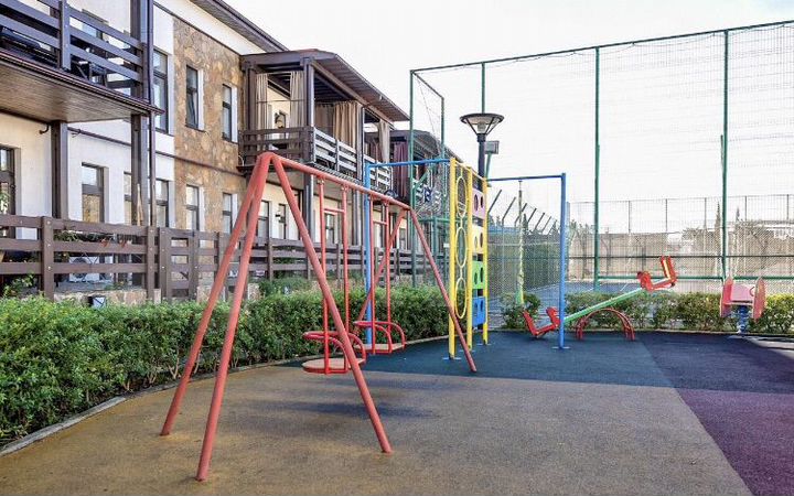 1-к. апартаменты, 50 м², 1/3 эт.