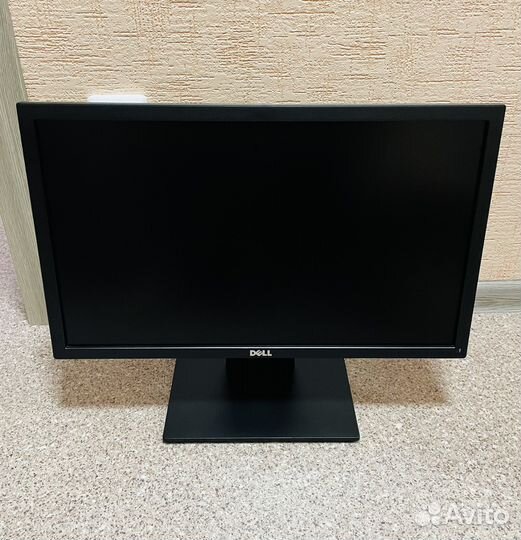 Монитор Dell 22