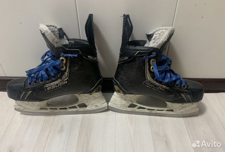 Профессиональные коньки Bauer supreme one9