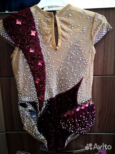 Купальник для художественной гимнастики