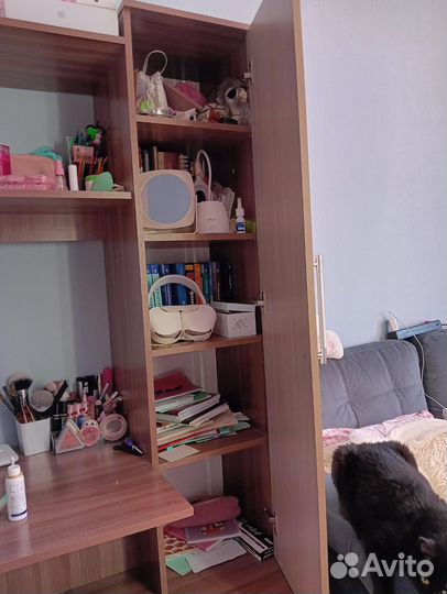 Письменный стол