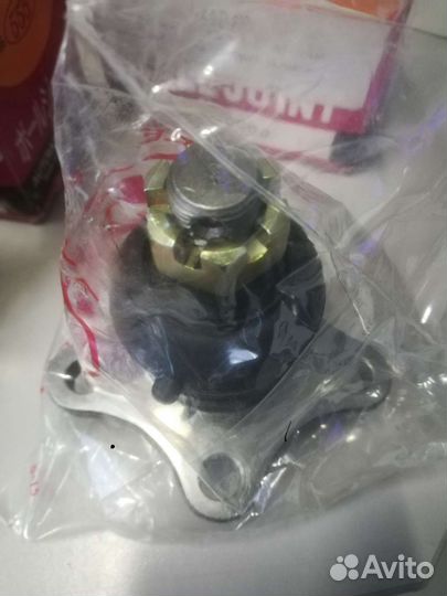 Шаровая опора Mitsubishi Delica L300 L200