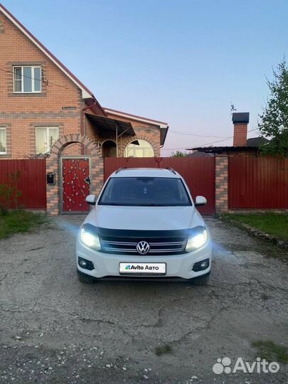 Volkswagen Tiguan 2.0 AT, 2011, 146 500 км