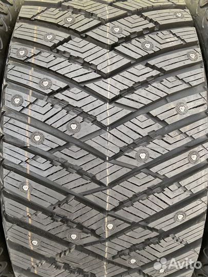 Goodyear UltraGrip Ice Arctic SUV 265/50 R19 110T