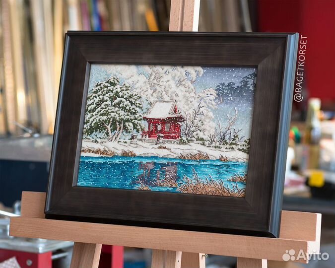 Картина вышитая крестом, размер 39 на 29,5 см