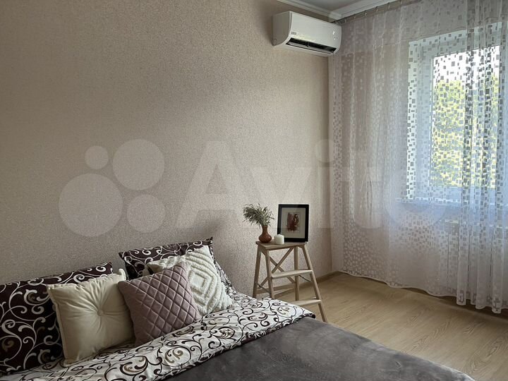 2-к. квартира, 67 м², 3/10 эт.