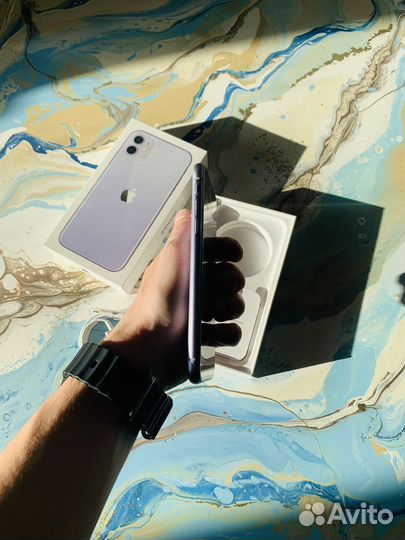 iPhone 11, 64 ГБ