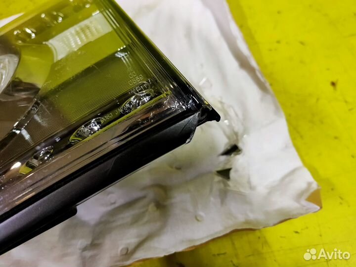 Фонарь правый внутренний Patrol Y62 265501LB1A