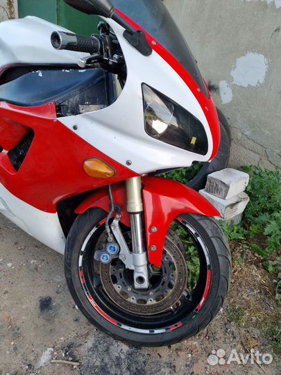 Yamaha r1 1999 рама с документами