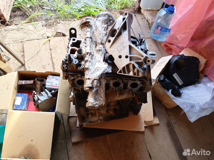Продам на запчасти двигатель ccza шкода 200л.с