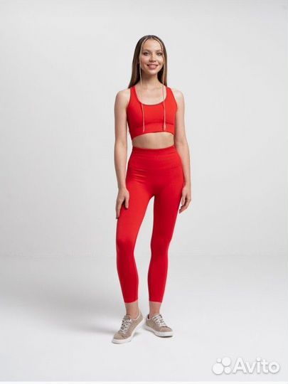 Спортивный костюм женский