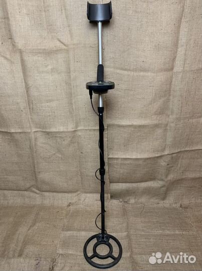 Металлоискатель teknetics eurotek