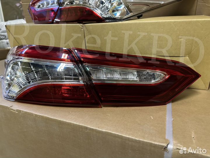 Фонари Toyota Camry 70 LED